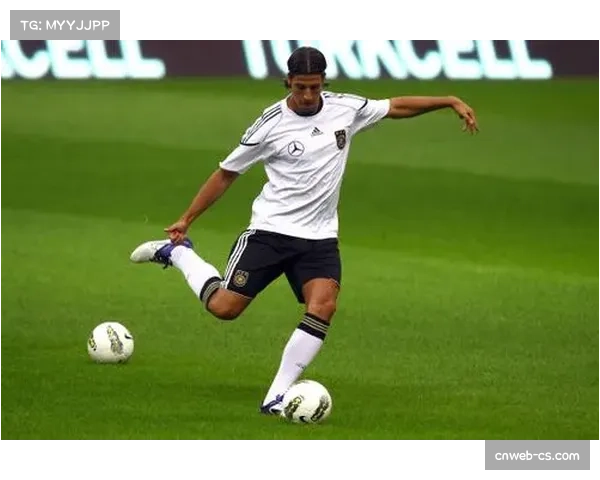 伊斯坦布尔决赛场地开始搭建临时设施,包括定位球专用训练区域